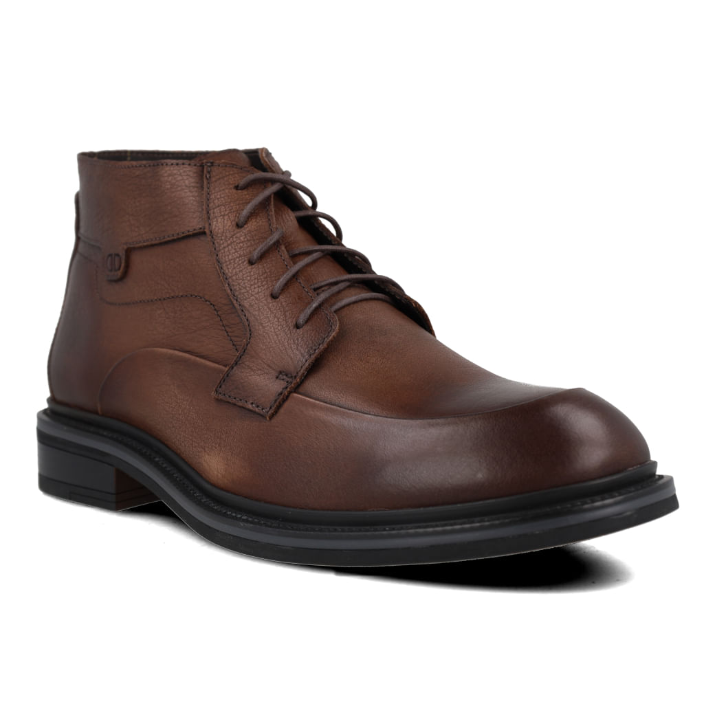 Bota Democrata masculina couro marrom cano médio vista frontal